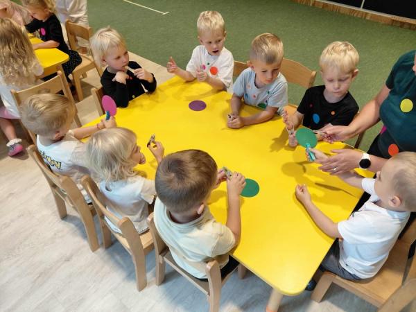 dzien-kropki-zajaczki-2